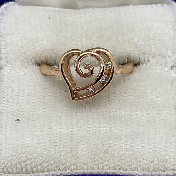 💛 Rose Gold Swirl Heart & CZ Ring - Picture 3 of 6